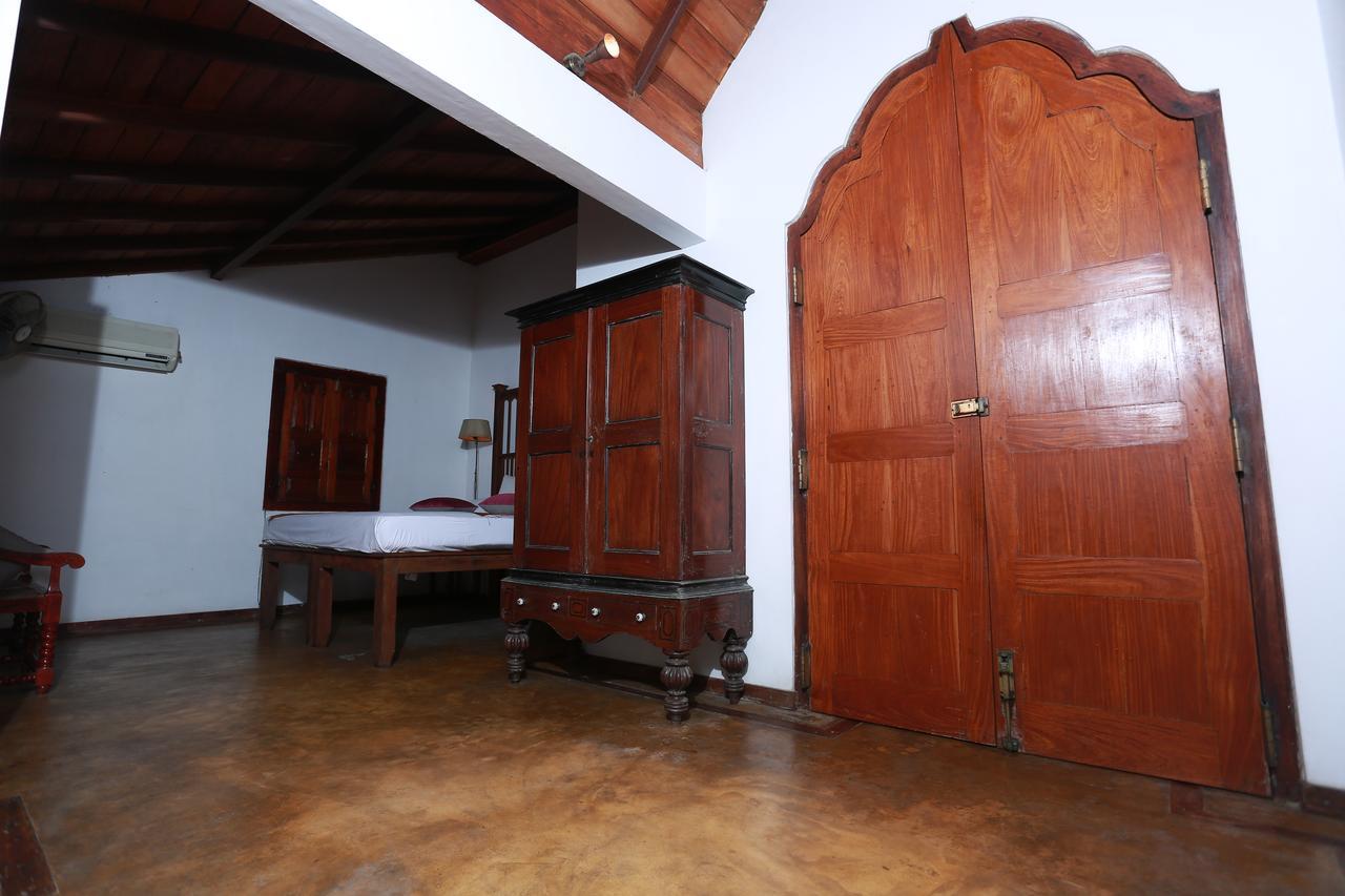 Villa Kusum Hikkaduwa Exterior foto